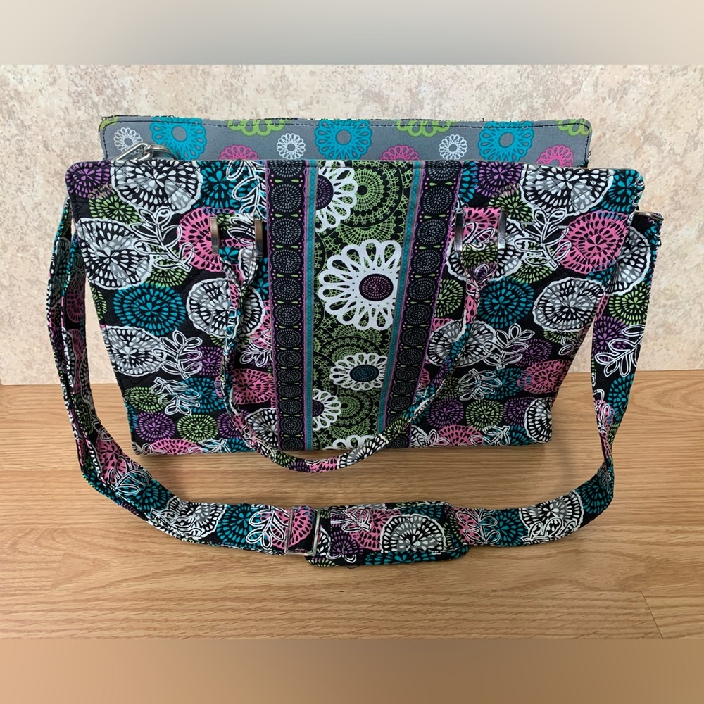 Vera Bradley Art Portfolio Zipper Shoulder Tote Bag Circular Floral Print
